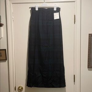 James Pringle Weavers Double Buckle Tartan Maxi Skirt in Black and Green NWT